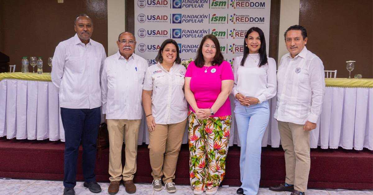 ISM, USAID y REDDOM mejoran acceso al agua