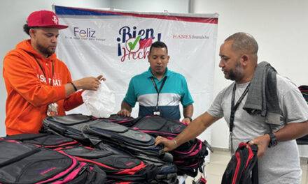 Hanesbrands apoya educación de miles de estudiantes